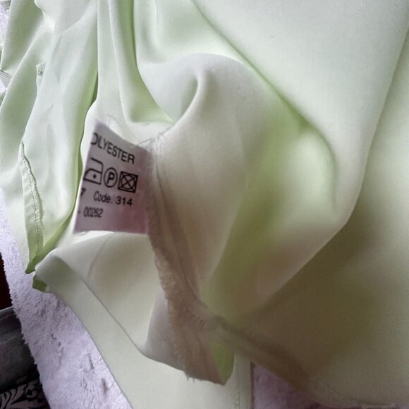 BS Collection for Holding Centre Embroidered Sleeveless Chiffon Top Green Sz 12 - Picture 8 of 8